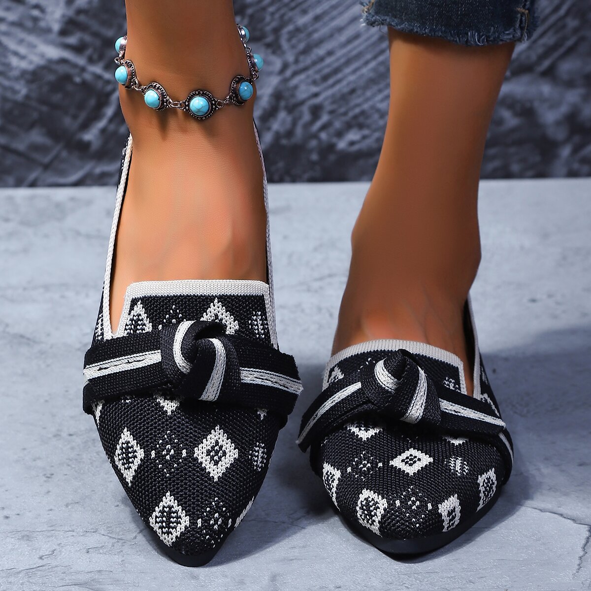 Womens Comfortable Bow-tie Loafers.